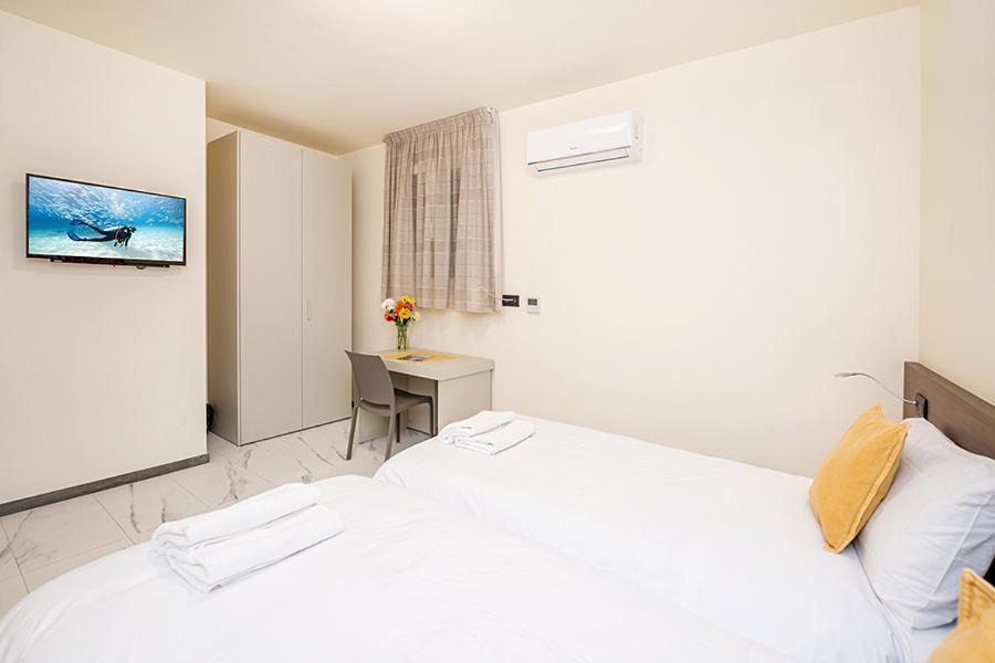 Atlantis Holiday Suites Marsalforn Extérieur photo